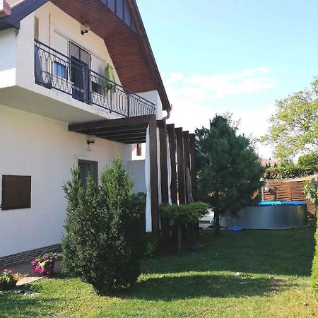 Holiday home in Balatonmariafürdo 19358 Balatonkeresztúr Exterior foto